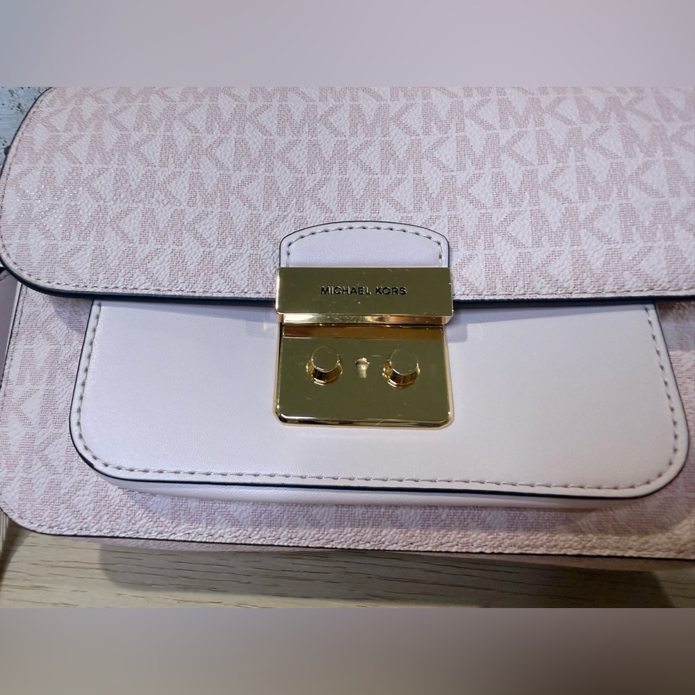 Michael Kors Sloan Editor Medium Logo Messenger Bag Powder Blush Crossbody - Picture 4 of 9